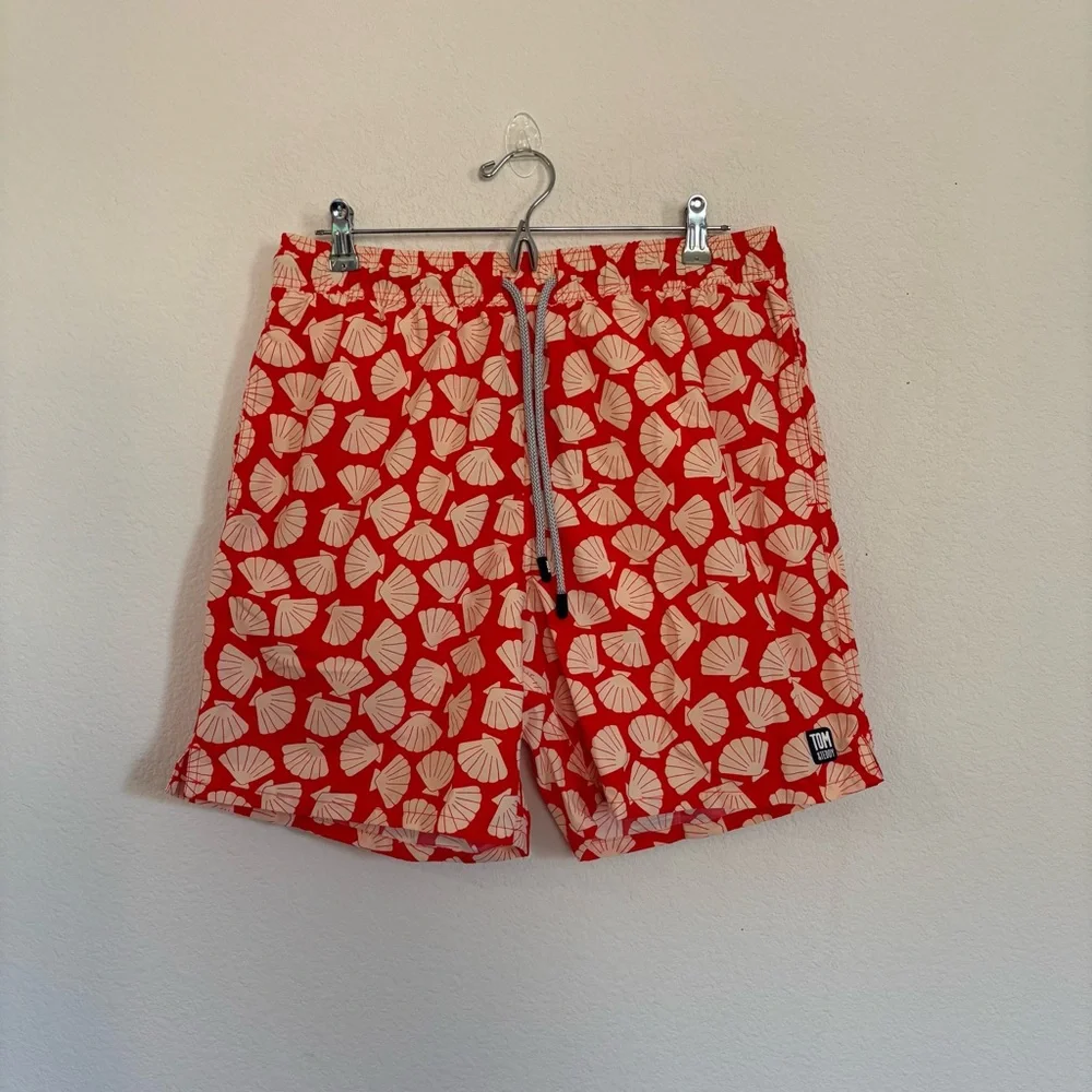 Tom & Teddy Mens Shell Trunks Vanilla Swim Shorts NWT